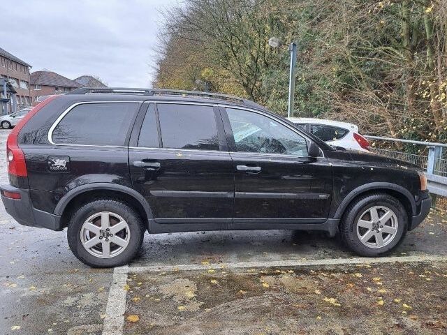 Чорний Вольво ХС90, об'ємом двигуна 2.4 л та пробігом 370 тис. км за 5499 $, фото 3 на Automoto.ua