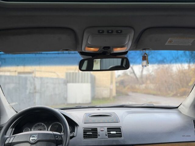 Черный Вольво ХС90, объемом двигателя 2.4 л и пробегом 300 тыс. км за 6150 $, фото 11 на Automoto.ua