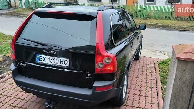 Черный Вольво ХС90, объемом двигателя 2.5 л и пробегом 326 тыс. км за 9500 $, фото 6 на Automoto.ua