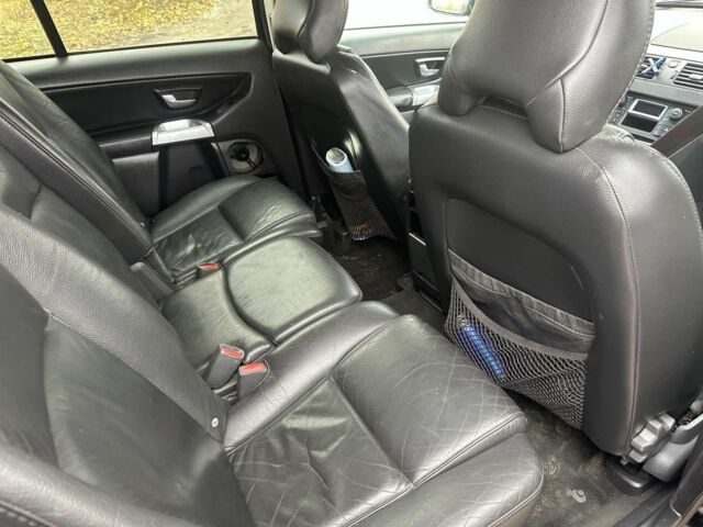 Чорний Вольво ХС90, об'ємом двигуна 2.4 л та пробігом 230 тис. км за 4700 $, фото 7 на Automoto.ua