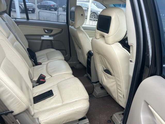 Чорний Вольво ХС90, об'ємом двигуна 2.4 л та пробігом 282 тис. км за 8950 $, фото 6 на Automoto.ua