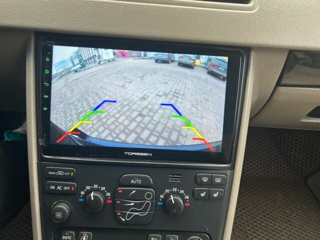 Чорний Вольво ХС90, об'ємом двигуна 2.4 л та пробігом 282 тис. км за 8950 $, фото 11 на Automoto.ua