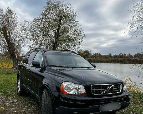 Черный Вольво ХС90, объемом двигателя 2.4 л и пробегом 295 тыс. км за 15659 $, фото 2 на Automoto.ua