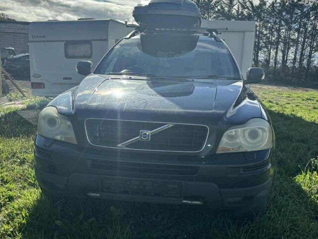 Черный Вольво ХС90, объемом двигателя 2.4 л и пробегом 200 тыс. км за 3333 $, фото 5 на Automoto.ua