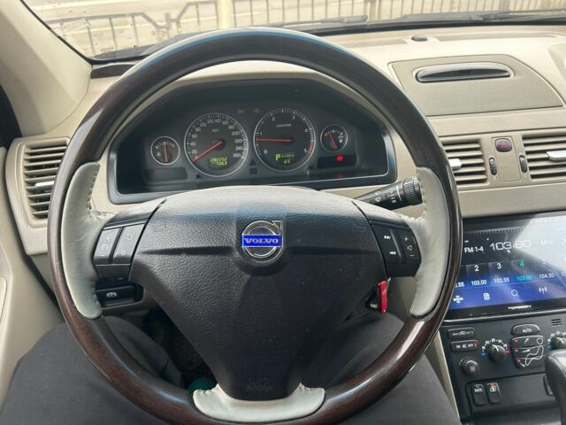 Чорний Вольво ХС90, об'ємом двигуна 2.4 л та пробігом 282 тис. км за 8950 $, фото 10 на Automoto.ua