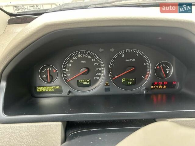 Чорний Вольво ХС90, об'ємом двигуна 2.4 л та пробігом 282 тис. км за 8950 $, фото 6 на Automoto.ua