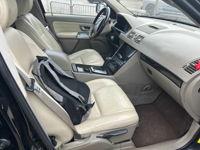 Чорний Вольво ХС90, об'ємом двигуна 2.4 л та пробігом 282 тис. км за 8950 $, фото 5 на Automoto.ua