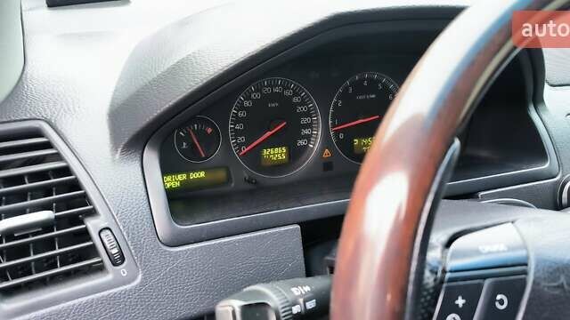 Черный Вольво ХС90, объемом двигателя 2.5 л и пробегом 326 тыс. км за 9500 $, фото 22 на Automoto.ua