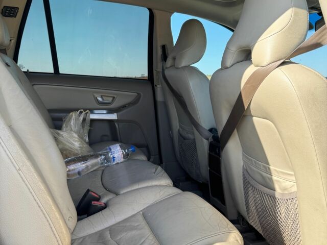 Черный Вольво ХС90, объемом двигателя 2.5 л и пробегом 300 тыс. км за 5500 $, фото 7 на Automoto.ua