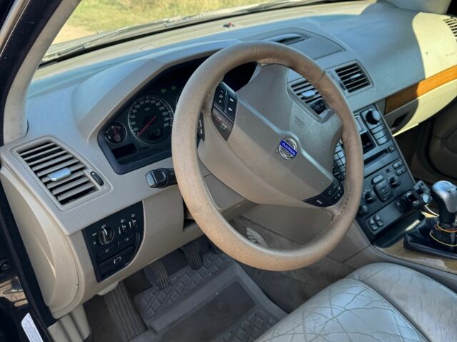 Черный Вольво ХС90, объемом двигателя 2.5 л и пробегом 300 тыс. км за 5500 $, фото 9 на Automoto.ua