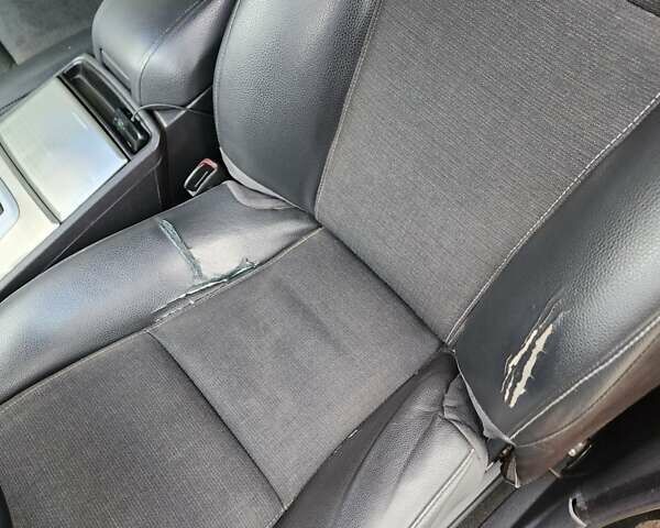 Черный Вольво ХС90, объемом двигателя 2.4 л и пробегом 300 тыс. км за 12000 $, фото 10 на Automoto.ua