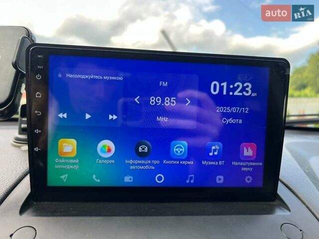 Черный Вольво ХС90, объемом двигателя 2.4 л и пробегом 300 тыс. км за 13300 $, фото 18 на Automoto.ua