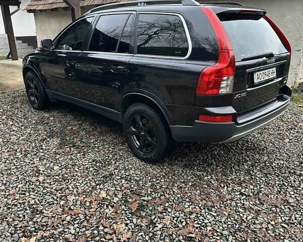 Чорний Вольво ХС90, об'ємом двигуна 2.4 л та пробігом 422 тис. км за 11500 $, фото 3 на Automoto.ua