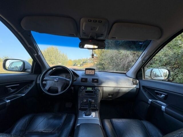 Чорний Вольво ХС90, об'ємом двигуна 0 л та пробігом 285 тис. км за 3700 $, фото 8 на Automoto.ua