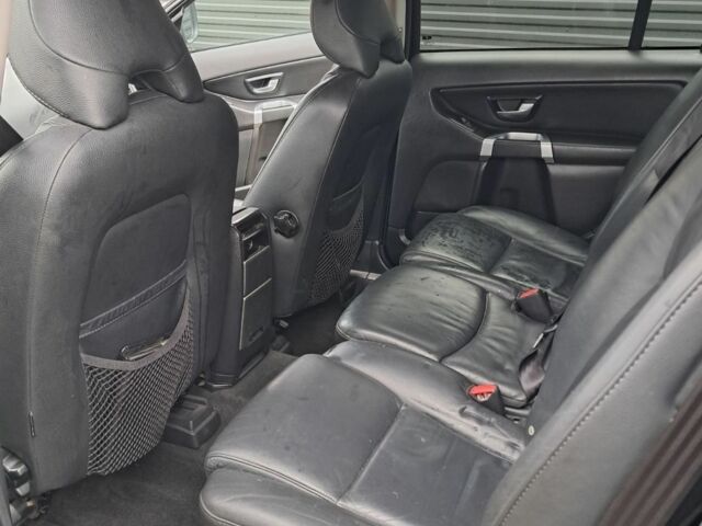 Черный Вольво ХС90, объемом двигателя 3.2 л и пробегом 350 тыс. км за 6000 $, фото 6 на Automoto.ua