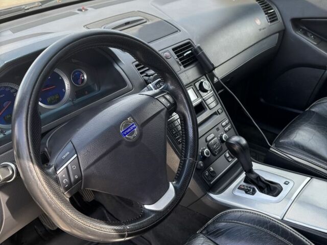 Вольво ХС90 2007 в Днепре (Днепропетровске) на Automoto.ua Черный Вольво ХС90, объемом двигателя 2.4 л и пробегом 291 тыс. км за 7850 $, фото 5 на Automoto.ua