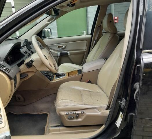 Чорний Вольво ХС90, об'ємом двигуна 3.2 л та пробігом 270 тис. км за 3200 $, фото 5 на Automoto.ua