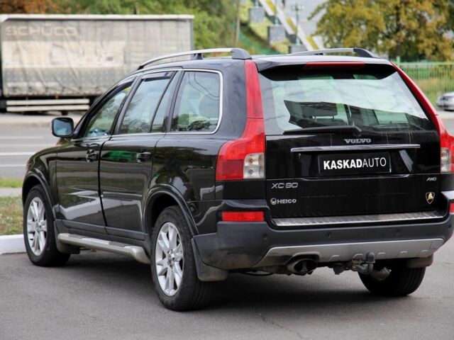 Чорний Вольво ХС90, об'ємом двигуна 2.4 л та пробігом 299 тис. км за 12700 $, фото 5 на Automoto.ua
