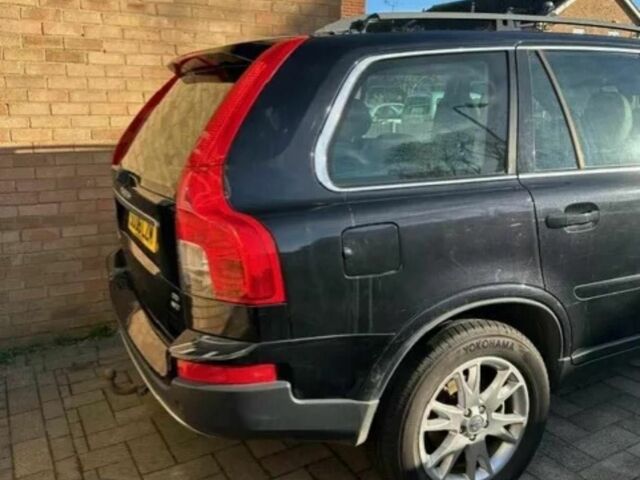 Чорний Вольво ХС90, об'ємом двигуна 2.4 л та пробігом 165 тис. км за 3574 $, фото 6 на Automoto.ua