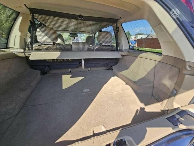 Черный Вольво ХС90, объемом двигателя 2.4 л и пробегом 380 тыс. км за 6394 $, фото 6 на Automoto.ua