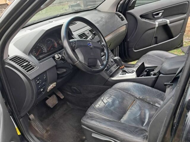 Черный Вольво ХС90, объемом двигателя 3.2 л и пробегом 350 тыс. км за 6000 $, фото 5 на Automoto.ua