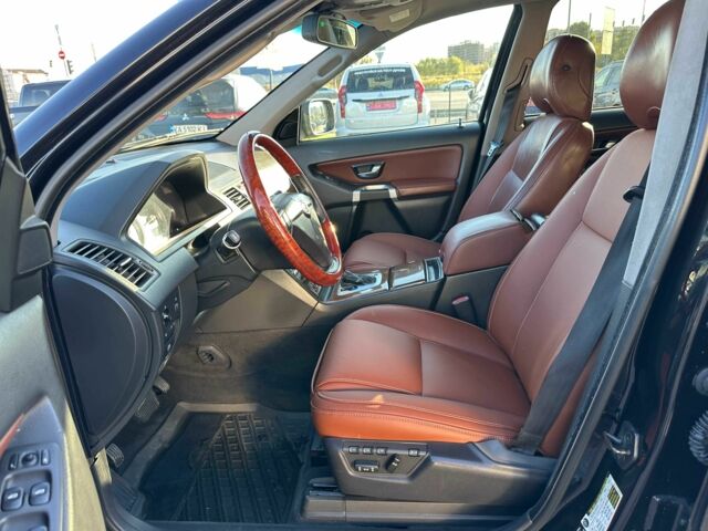 Чорний Вольво ХС90, об'ємом двигуна 4.4 л та пробігом 367 тис. км за 12500 $, фото 8 на Automoto.ua