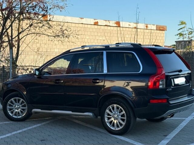 Черный Вольво ХС90, объемом двигателя 2.4 л и пробегом 259 тыс. км за 2700 $, фото 4 на Automoto.ua