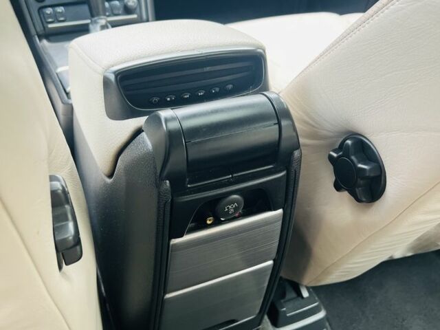 Чорний Вольво ХС90, об'ємом двигуна 2.4 л та пробігом 295 тис. км за 7700 $, фото 9 на Automoto.ua