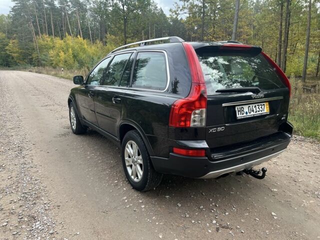 Черный Вольво ХС90, объемом двигателя 2.4 л и пробегом 295 тыс. км за 7900 $, фото 6 на Automoto.ua