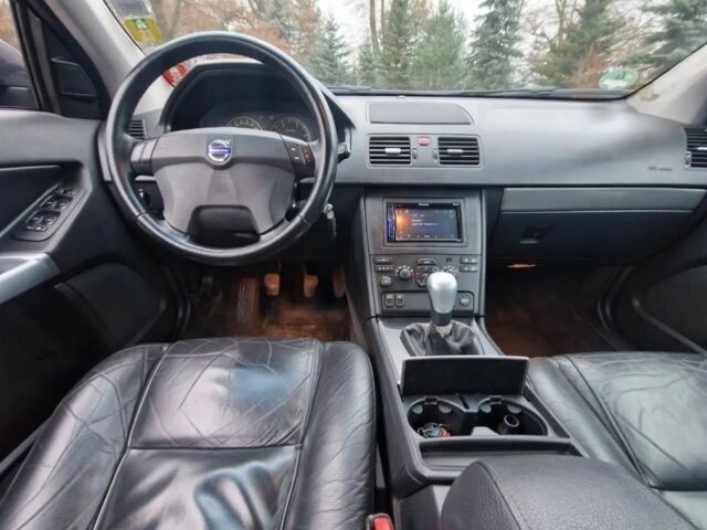 Чорний Вольво ХС90, об'ємом двигуна 2.4 л та пробігом 250 тис. км за 3500 $, фото 4 на Automoto.ua