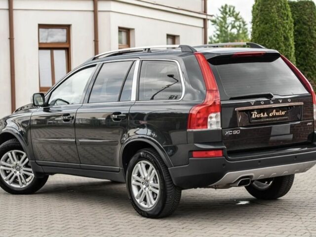 Чорний Вольво ХС90, об'ємом двигуна 2.4 л та пробігом 243 тис. км за 4600 $, фото 3 на Automoto.ua