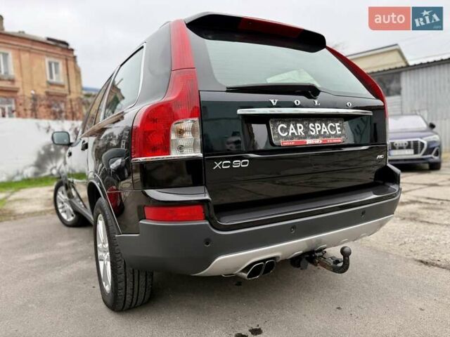 Черный Вольво ХС90, объемом двигателя 2.5 л и пробегом 210 тыс. км за 10999 $, фото 13 на Automoto.ua