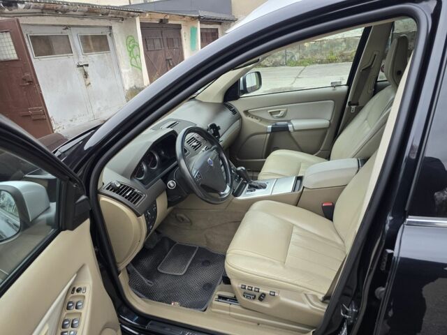 Черный Вольво ХС90, объемом двигателя 2.4 л и пробегом 240 тыс. км за 3400 $, фото 5 на Automoto.ua