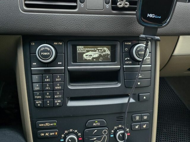 Черный Вольво ХС90, объемом двигателя 2.4 л и пробегом 240 тыс. км за 3400 $, фото 7 на Automoto.ua