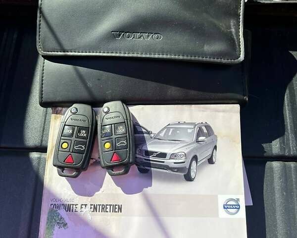Чорний Вольво ХС90, об'ємом двигуна 2.4 л та пробігом 220 тис. км за 17000 $, фото 26 на Automoto.ua