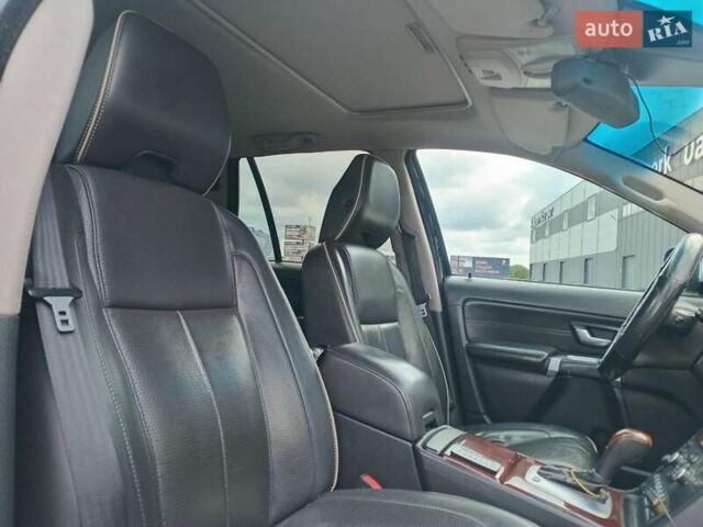 Чорний Вольво ХС90, об'ємом двигуна 2.4 л та пробігом 220 тис. км за 17990 $, фото 11 на Automoto.ua