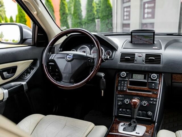 Черный Вольво ХС90, объемом двигателя 2.4 л и пробегом 245 тыс. км за 3850 $, фото 6 на Automoto.ua