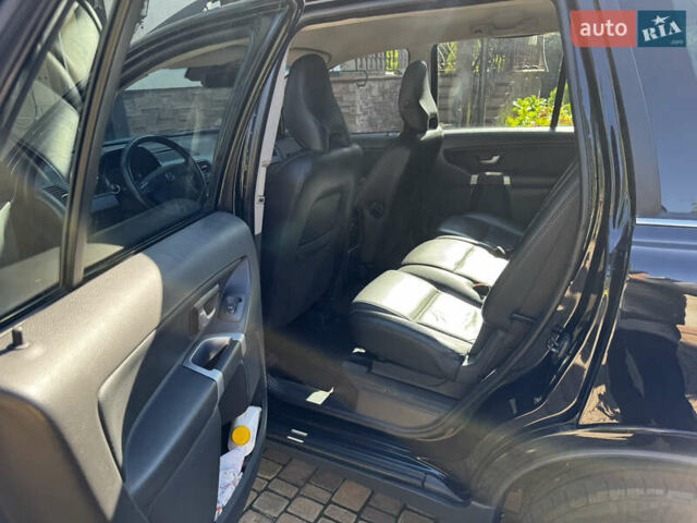 Черный Вольво ХС90, объемом двигателя 2.52 л и пробегом 210 тыс. км за 11500 $, фото 7 на Automoto.ua