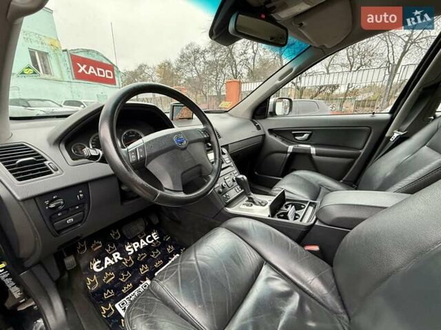 Черный Вольво ХС90, объемом двигателя 2.5 л и пробегом 210 тыс. км за 10999 $, фото 20 на Automoto.ua