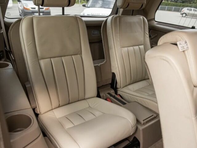 Чорний Вольво ХС90, об'ємом двигуна 2.4 л та пробігом 243 тис. км за 4600 $, фото 7 на Automoto.ua