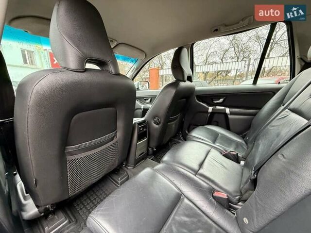 Черный Вольво ХС90, объемом двигателя 2.5 л и пробегом 210 тыс. км за 10999 $, фото 21 на Automoto.ua