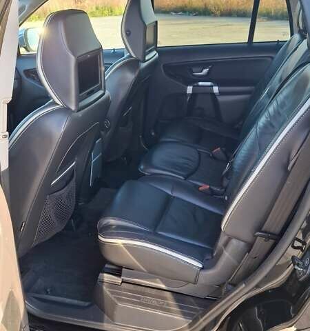 Черный Вольво ХС90, объемом двигателя 2.4 л и пробегом 305 тыс. км за 18000 $, фото 21 на Automoto.ua