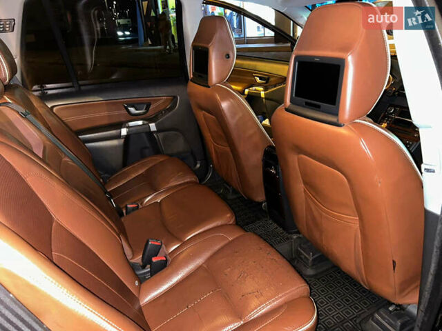 Черный Вольво ХС90, объемом двигателя 2.4 л и пробегом 314 тыс. км за 14800 $, фото 13 на Automoto.ua
