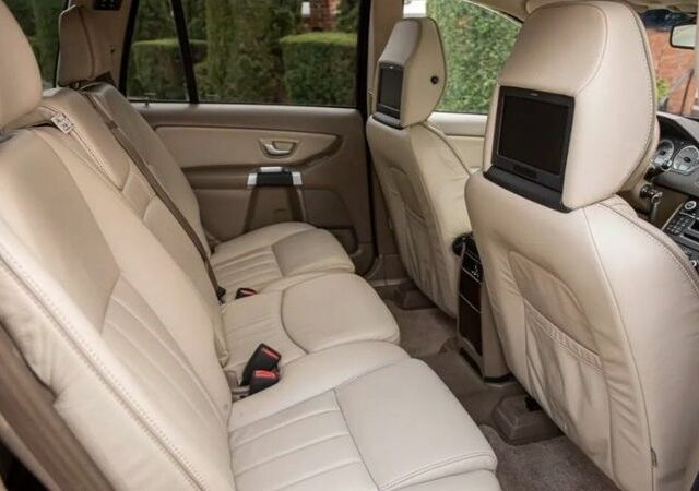 Черный Вольво ХС90, объемом двигателя 2.39 л и пробегом 280 тыс. км за 4500 $, фото 5 на Automoto.ua