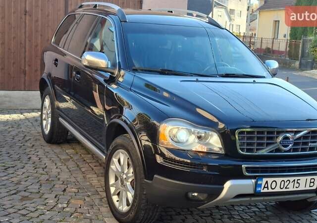 Черный Вольво ХС90, объемом двигателя 2.4 л и пробегом 305 тыс. км за 18000 $, фото 1 на Automoto.ua