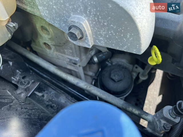 Черный Вольво ХС90, объемом двигателя 3.2 л и пробегом 245 тыс. км за 13000 $, фото 16 на Automoto.ua