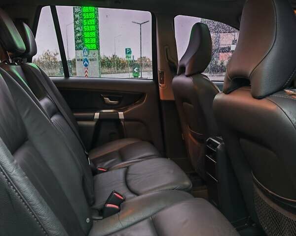Вольво ХС90 2011 в Могилев-Подольском на Automoto.ua Черный Вольво ХС90, объемом двигателя 2.4 л и пробегом 239 тыс. км за 15800 $, фото 23 на Automoto.ua
