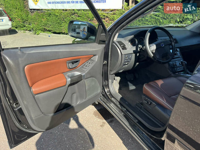 Черный Вольво ХС90, объемом двигателя 3.2 л и пробегом 245 тыс. км за 13000 $, фото 11 на Automoto.ua