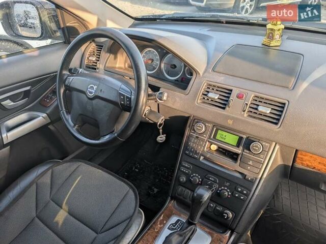 Вольво ХС90 2011 в Ровно на Automoto.ua Черный Вольво ХС90, объемом двигателя 2.4 л и пробегом 312 тыс. км за 15550 $, фото 40 на Automoto.ua