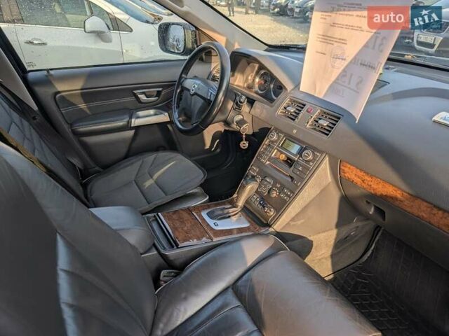 Вольво ХС90 2011 в Ровно на Automoto.ua Черный Вольво ХС90, объемом двигателя 2.4 л и пробегом 312 тыс. км за 15550 $, фото 35 на Automoto.ua